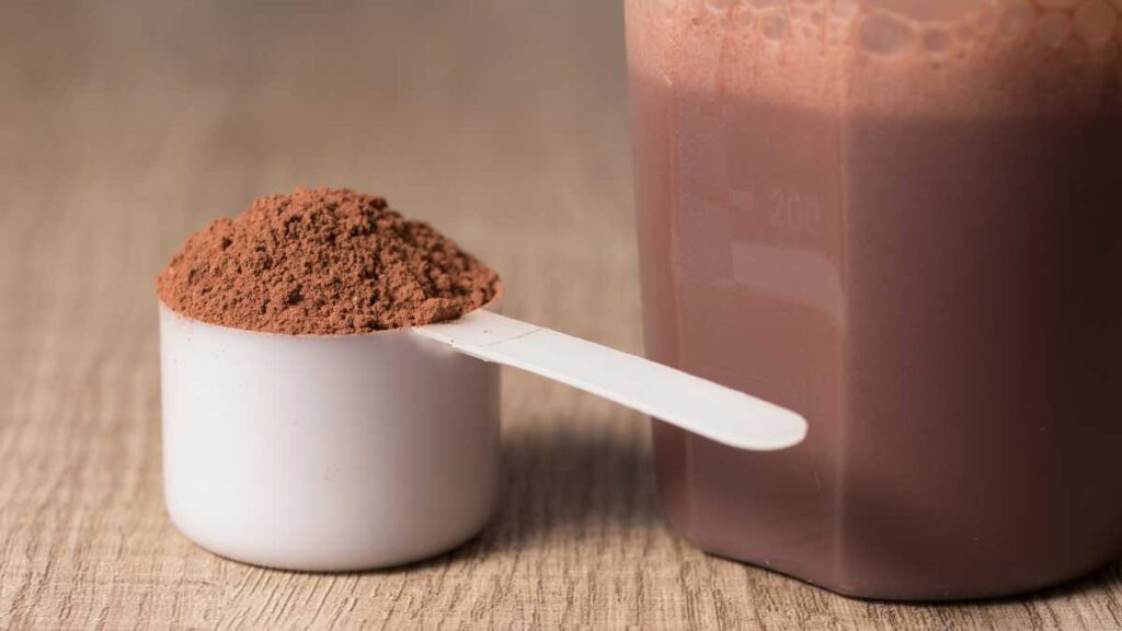 Whey protein: o suplemento essencial para a saúde muscular e recuperação física eficaz