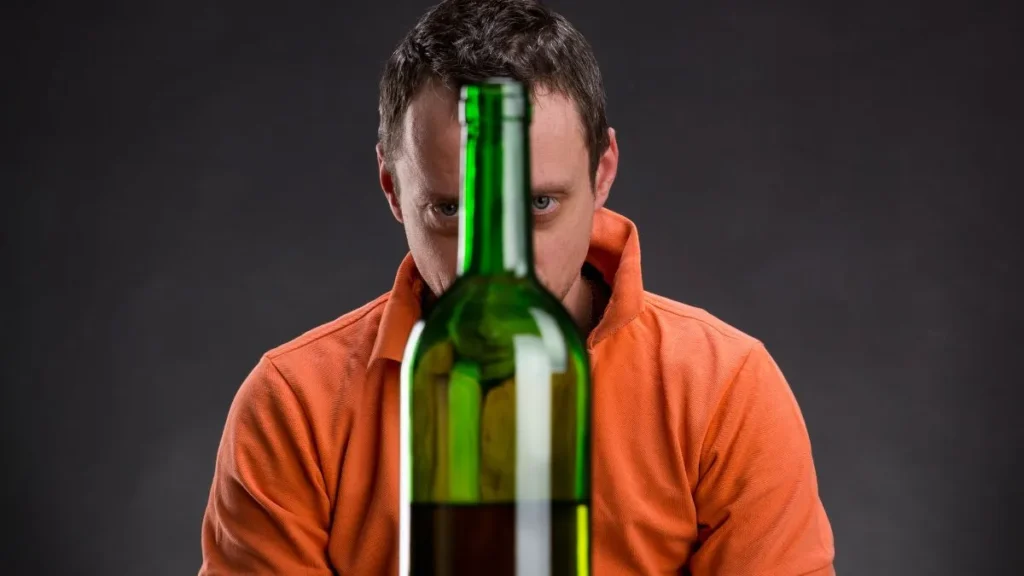 O que posso fazer para ajudar um alcoólatra que não quer ajuda