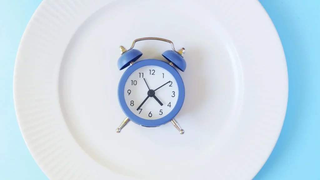 Jejum de 24 horas: o que acontece com o corpo e se vale a pena Jejum de 24 horas